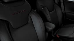 2022 Jeep Renegade facelift seats with Trailhawk badge 